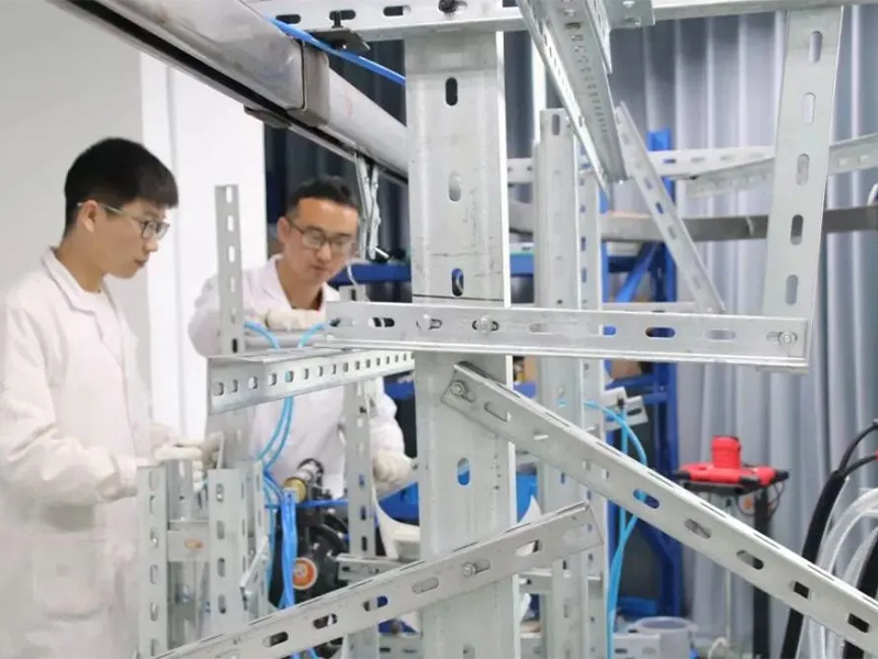 中機智能裝備創(chuàng)新研究院與駿騰發(fā)合作達(dá)成戰(zhàn)略伙伴